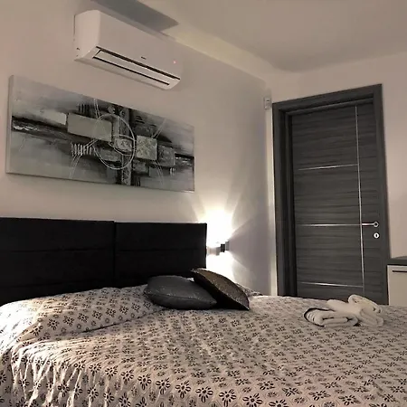 Apartament Ferienwohnung Fuer 6 Personen Ca 80 Qm In Marsaskala, Insel Malta Nordkueste Von Malta *