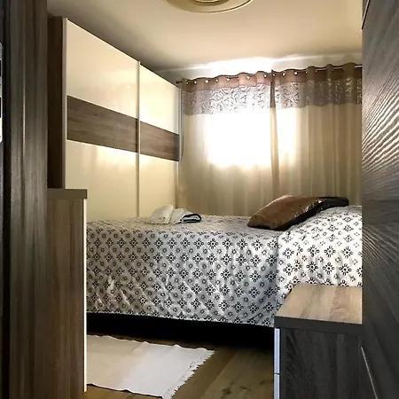 Apartment Ferienwohnung Fuer 6 Personen Ca 80 Qm In Marsaskala, Insel Malta Nordkueste Von Malta